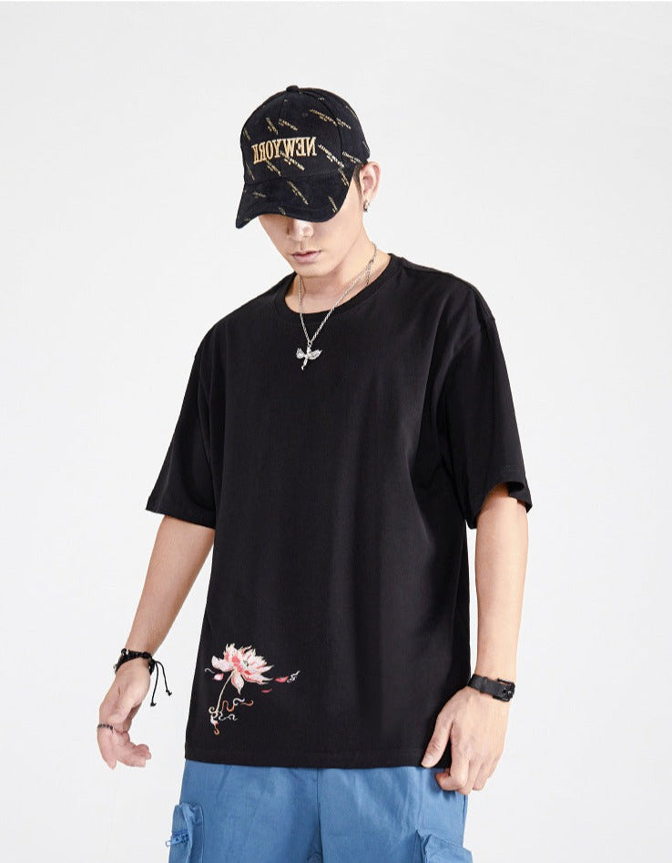 Hoai - Oversized Embroidered T-Shirt